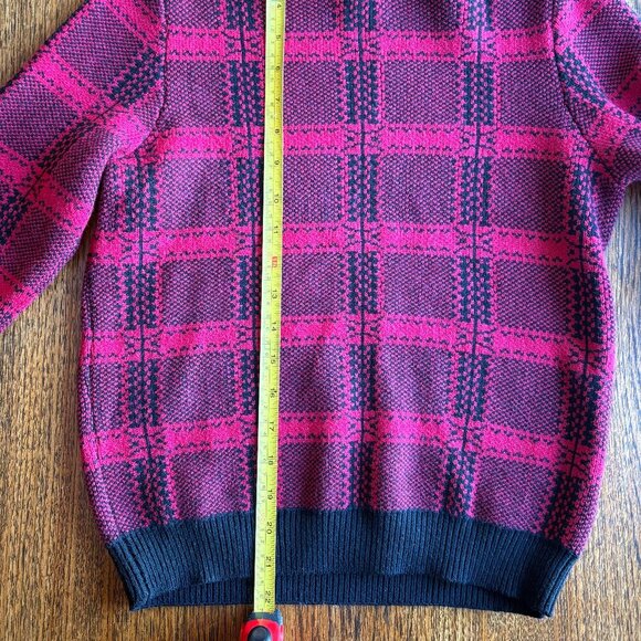 2 piece knit red and black sweater and skirt set - Picture 5 of 6